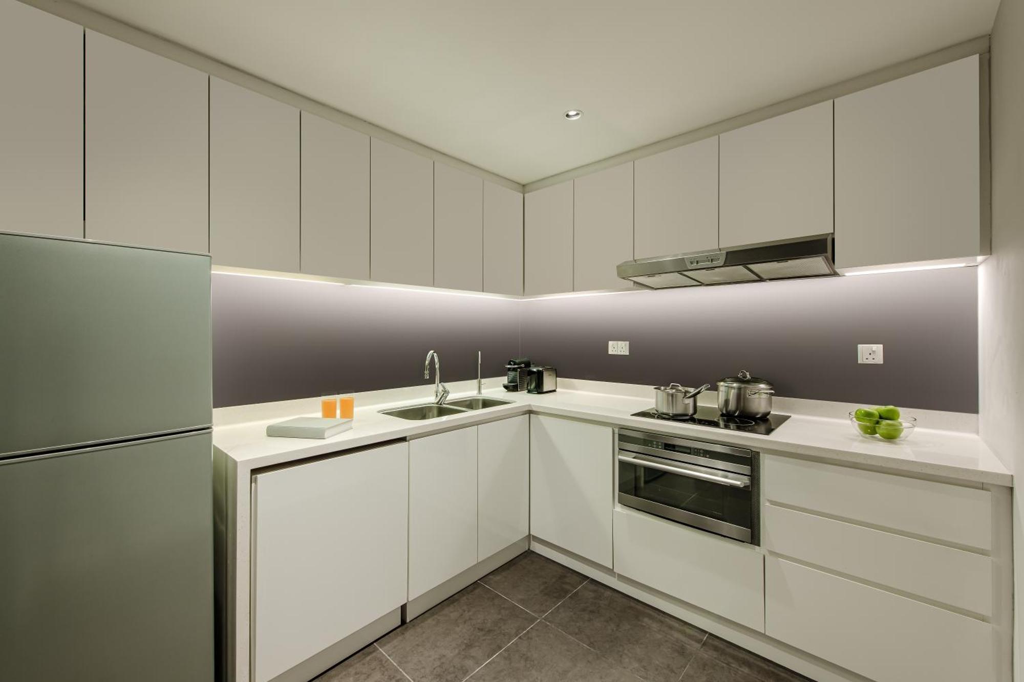 Premier Three-Bedroom Apartment,1572629558:JPEG