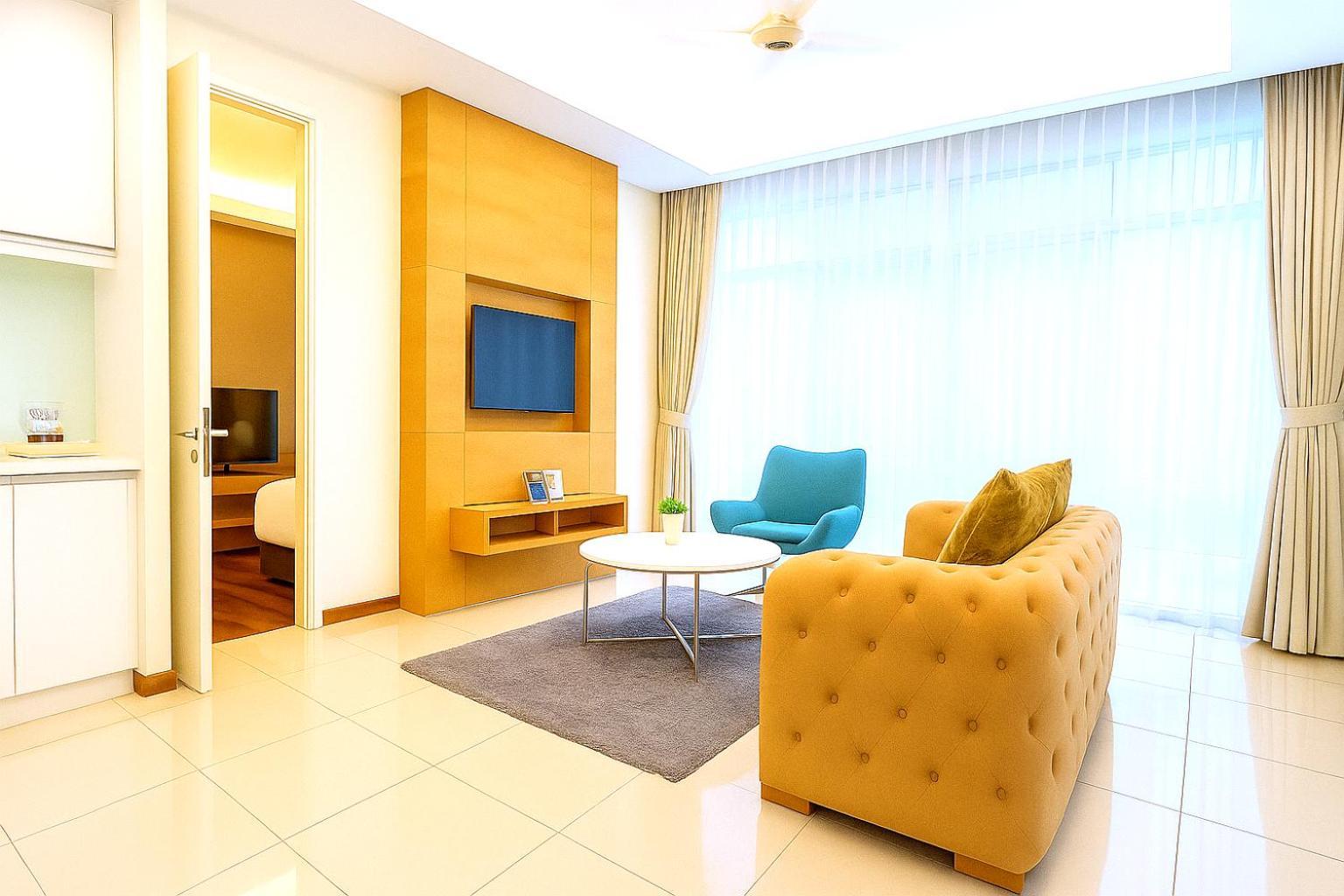 Deluxe One-Bedroom Suite,1743359861:JPEG