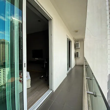 Ramada Suites By Wyndham Kuala Lumpur City Centre-3
