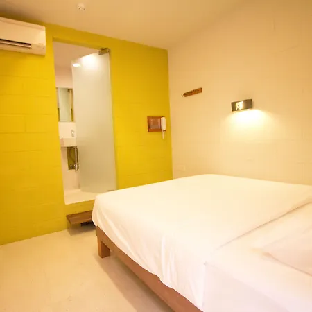 Lantern Hotel-2